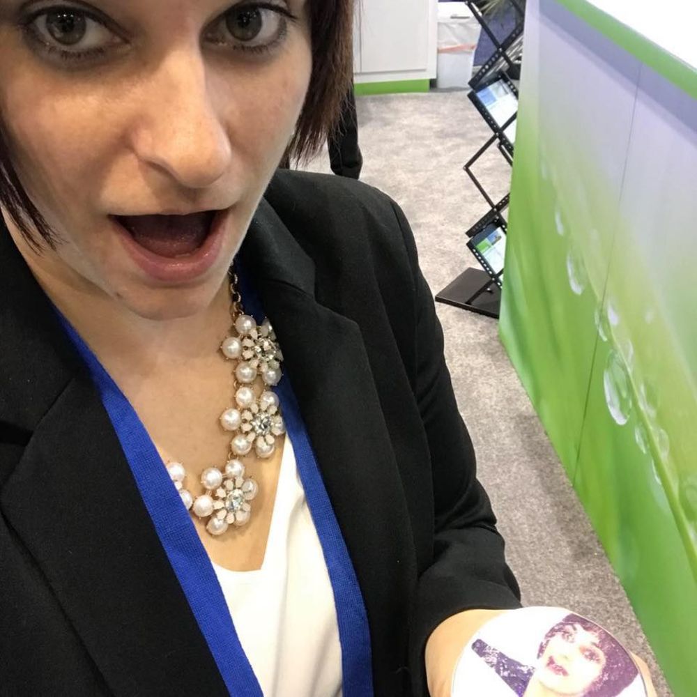 Meet your Posher, Caitlin